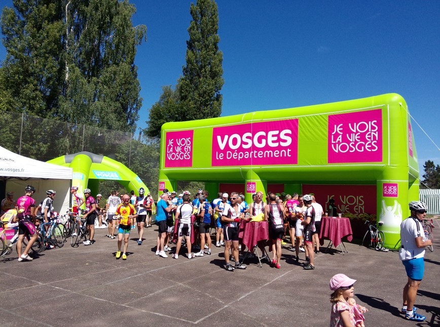 Barnum Gonflable Vosges.jpg Barnum Gonflable Vosges